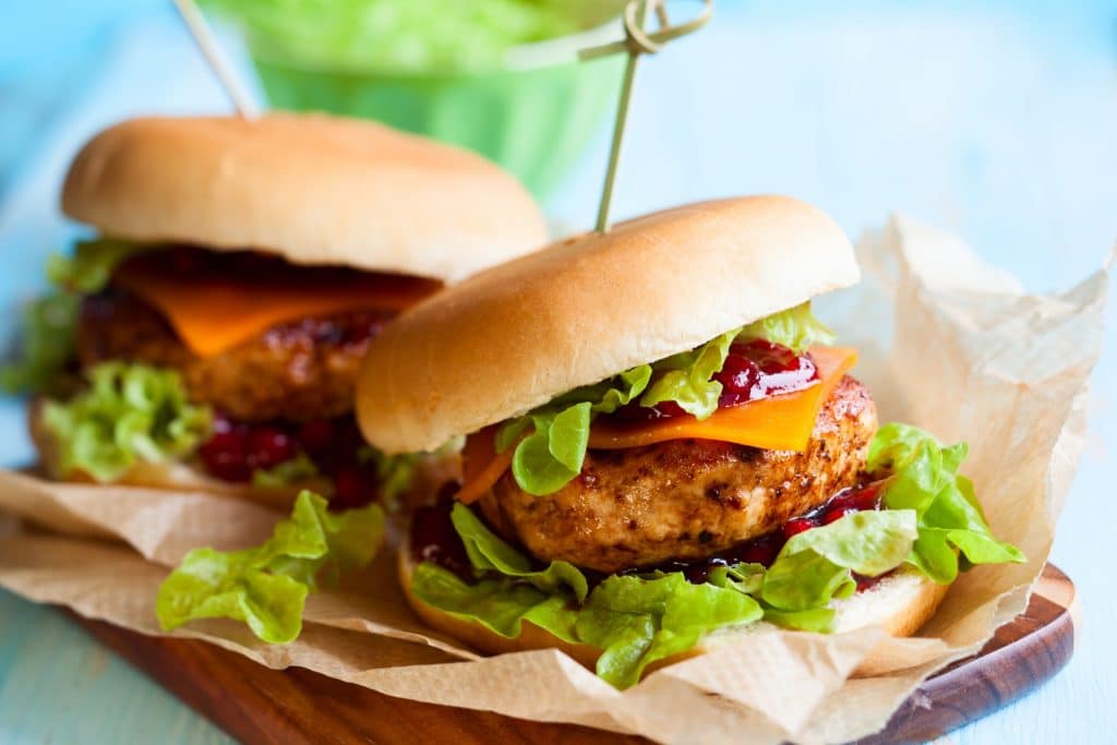 Turkey burgers with cranberry and cheese