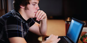 Internet Safety: Don’t Throw Away Your Privacy! - Parents Canada