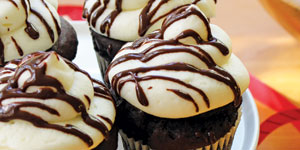 Chocolate Black Bean Cupcakes With Peppermint Frosting - Parents Canada