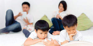 Family Use The Digital Devices - Parents Canada