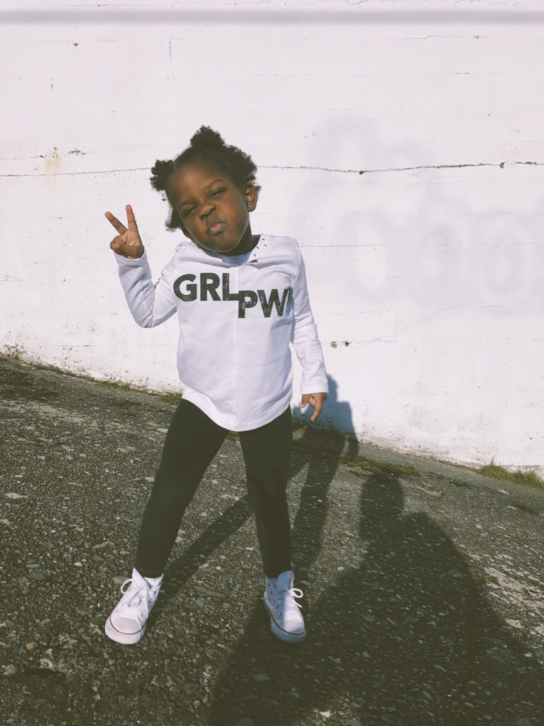 How The Media Portrays Females Is Affecting Girls—And Boys - Parents Canada