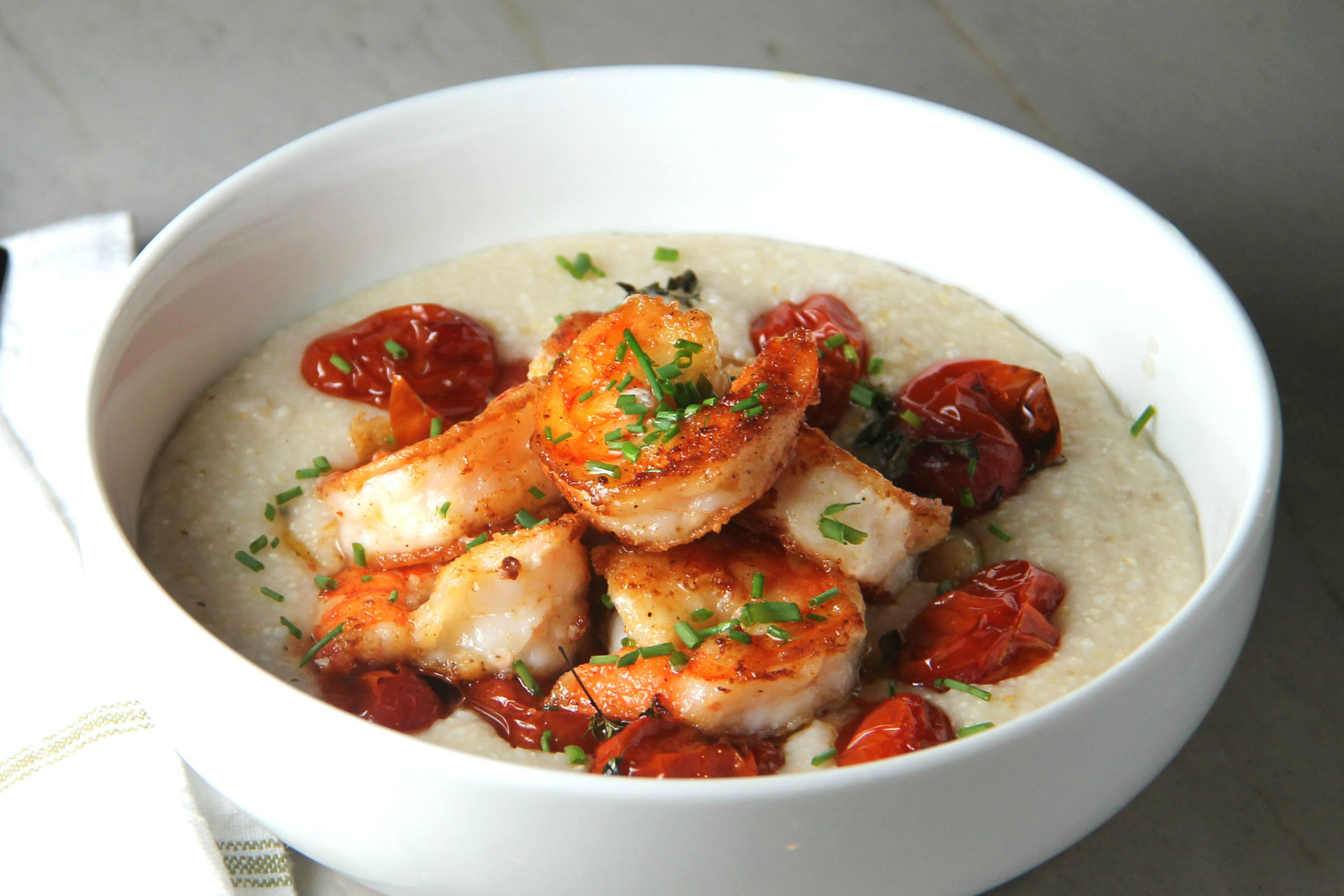 bowl of shrimp and grits